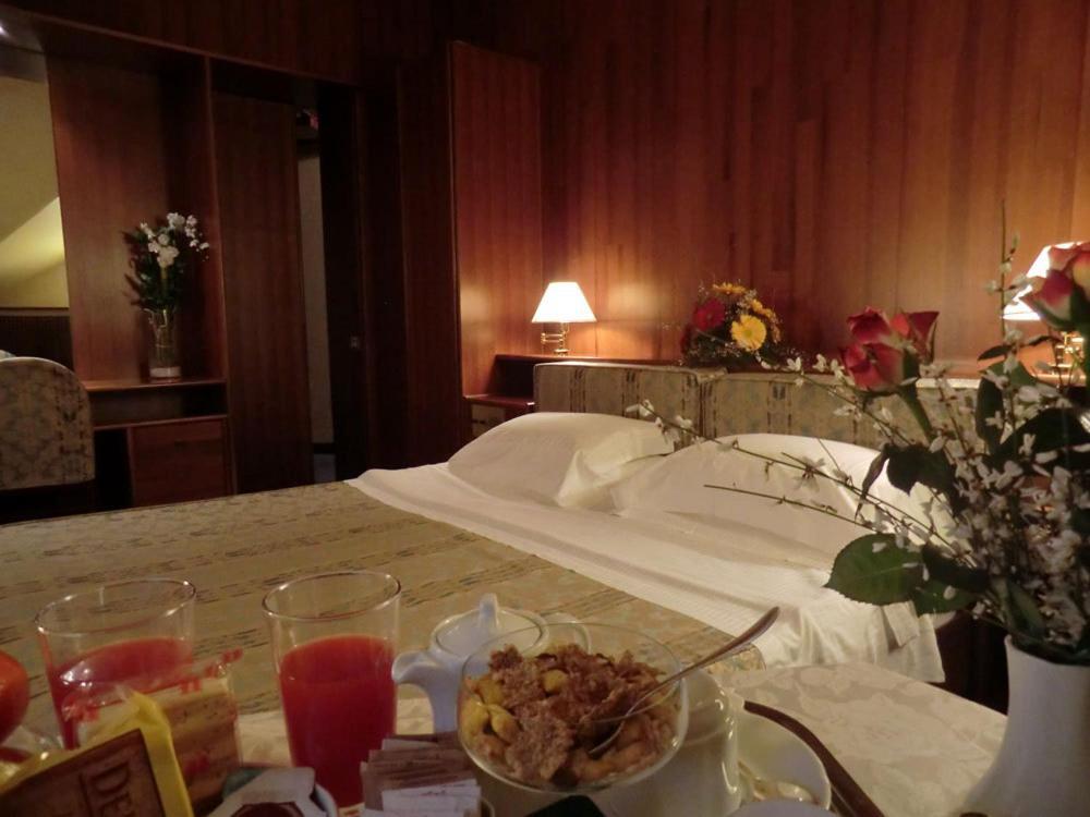 Hotel Bellavista مونتيبلونا المظهر الخارجي الصورة