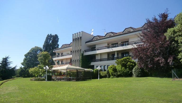 Hotel Bellavista مونتيبلونا المظهر الخارجي الصورة