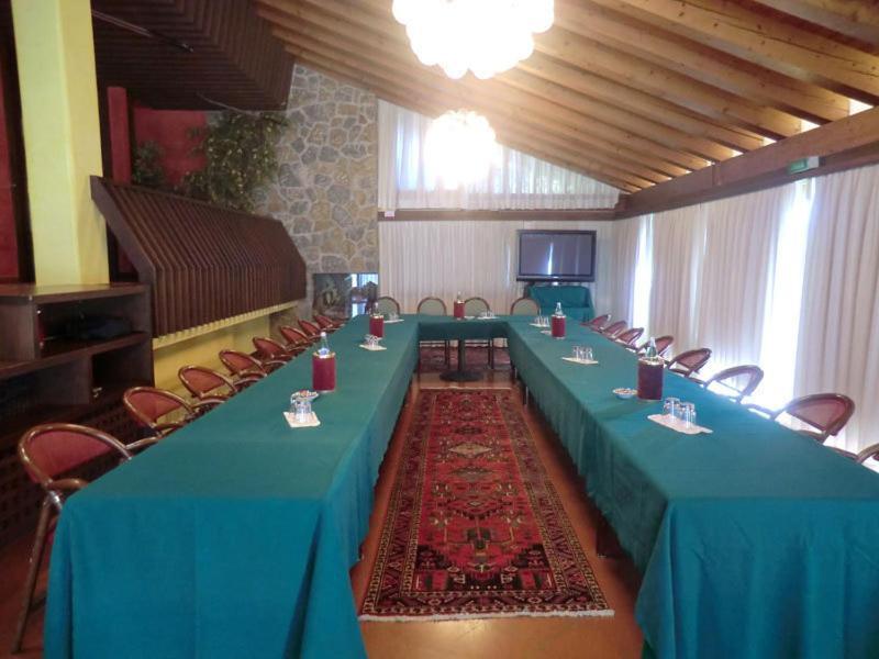 Hotel Bellavista مونتيبلونا المظهر الخارجي الصورة