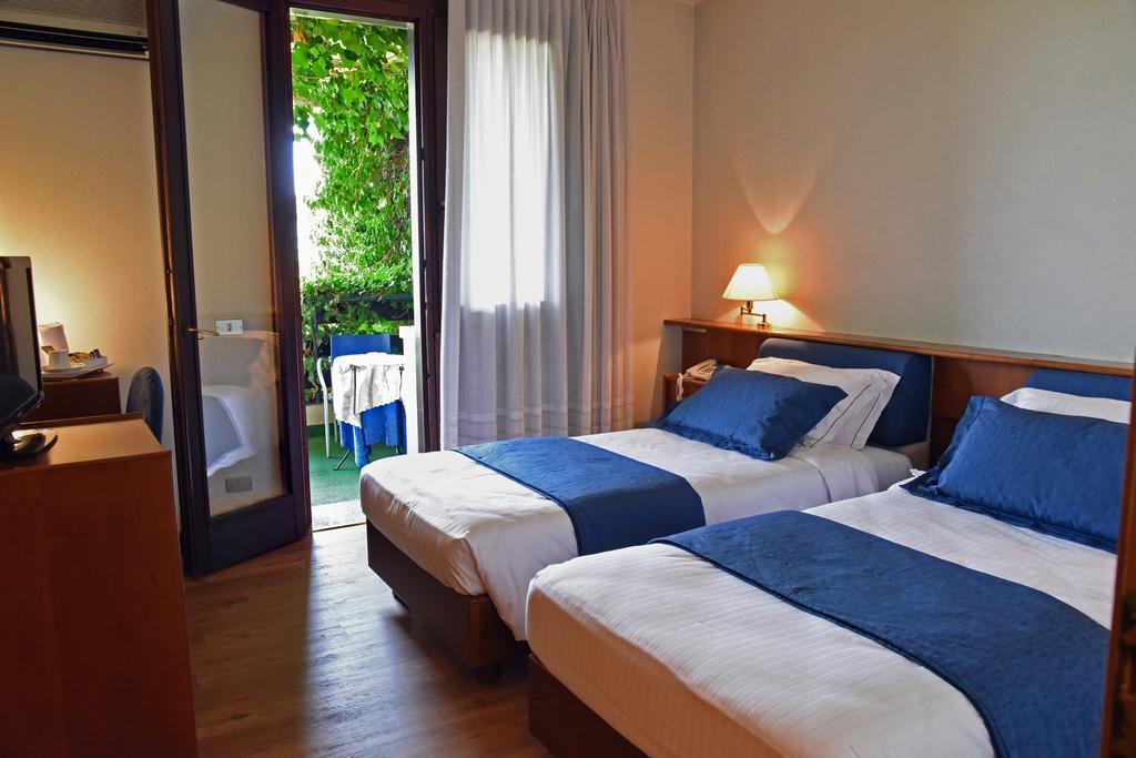 Hotel Bellavista مونتيبلونا المظهر الخارجي الصورة