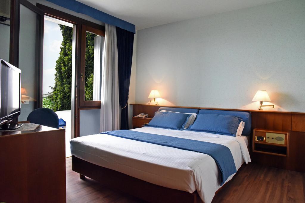 Hotel Bellavista مونتيبلونا المظهر الخارجي الصورة